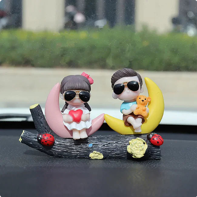 Couple-Themed Car Console Ornaments